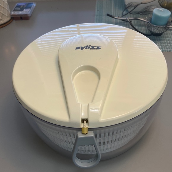 ZYLISS Kitchen Large Vintage Zyliss Salad Spinner In New Condition Poshmark